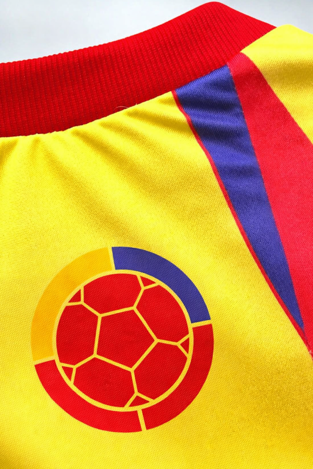 Camiseta Colombia para Perros — Edición Mundialista con Sabor